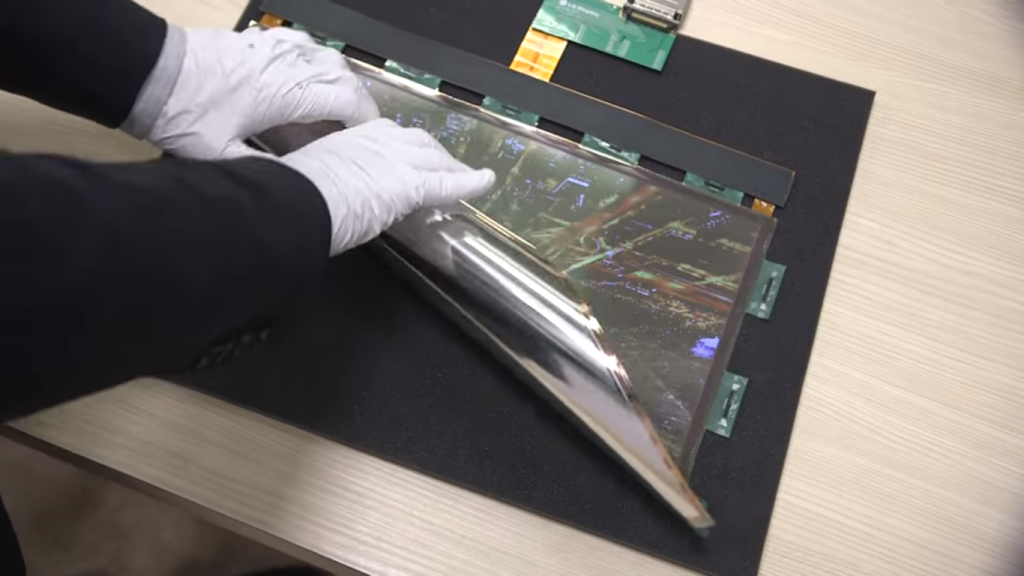 LG Rollable Display